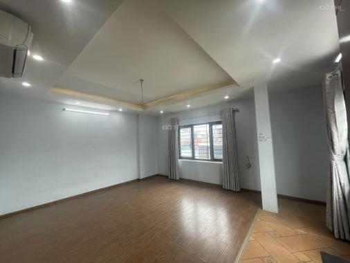 Chính chủ cho thuê văn phòng Nguyễn Xiển - Khuất Duy Tiến 30m2