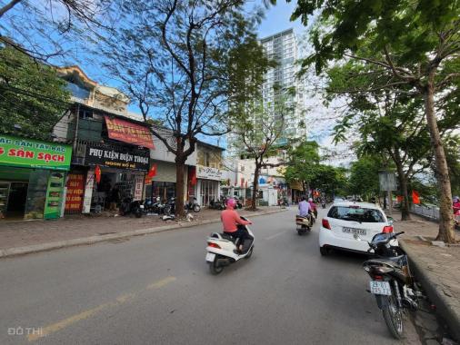 Bán đất tặng nhà mặt phố Nguyễn Khánh Toàn - Cầu Giấy - 170m2 - mặt tiền khủng