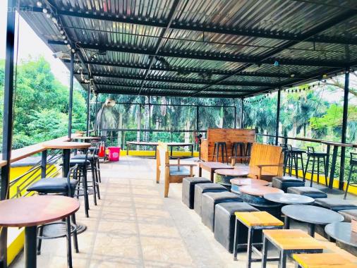 Cần bán 2100m2 đất đã có sẵn khuôn viên nghỉ dưỡng chỉ việc xách vali về ở, tại Vân Hòa, Ba Vì