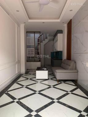 Nhà đẹp ngõ Văn Hương giá chỉ 4,65 tỷ, 33m2x5T, ngõ thông, căn góc
