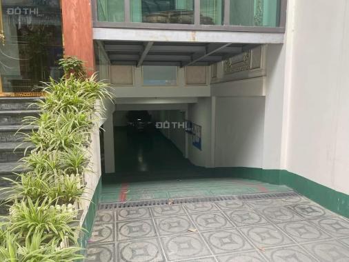 Bán toà apartment tại phường Kim Mã, Ba Đình, Hà Nội diện tích 188m2 giá 105 tỷ
