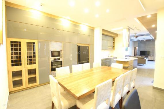 Cho thuê nhà đường Số 12, Thảo Điền, Q. 2. Diện tích: 450m2 giá tốt LH 0903652452 Mr. Phú