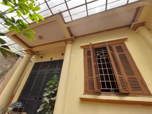 Bán nhà Tây Hồ, phố Trích Sài 80m2 T3 view hồ 6,8 tỷ