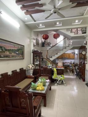 Siêu phẩm nhà mặt ngõ 4,5 tầng phố Kiều Sơn - Văn Cao. Diện tích: 47m2 4,5 tầng giá: 2,99 tỷ