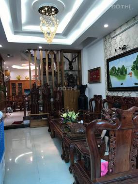 Nhà Nguyễn Thái Sơn, 60m2 ngang 5,3m nở hậu hẻm thông giá 5,8 tỷ TL