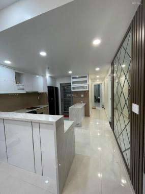 Bán nhanh CH Sky Garden 3, PMH, Q7, dt 70.12 m2, lầu cao block 7, 2PN, 2WC, giá: 2,8 tỷ bớt lộc