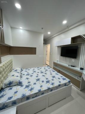 Bán nhanh CH Sky Garden 3, PMH, Q7, dt 70.12 m2, lầu cao block 7, 2PN, 2WC, giá: 2,8 tỷ bớt lộc