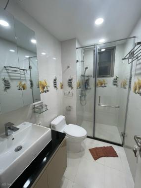 Bán nhanh CH Sky Garden 3, PMH, Q7, dt 70.12 m2, lầu cao block 7, 2PN, 2WC, giá: 2,8 tỷ bớt lộc