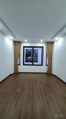 Bán nhà 31 ngõ 639/39 Hoàng Hoa Thám, Ngõ thông ba gác, lô góc DT: 30m2/5 tầng/4.2 tỷ - 0911346986