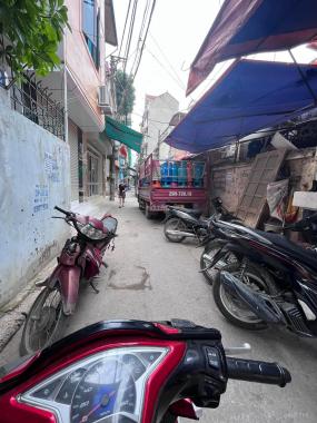 Bán mảnh đất ô tô đỗ cửa ở đường Yên Hoà, quận Cầu Giấy, Hà Nội. 91m2 giá 8,6 tỷ