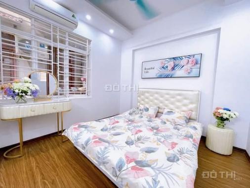 Cần bán nhà phố Dương Khuê 45m2, 5 tầng, mặt tiền 4.5m, ngõ thông, nhà thoáng trước sau