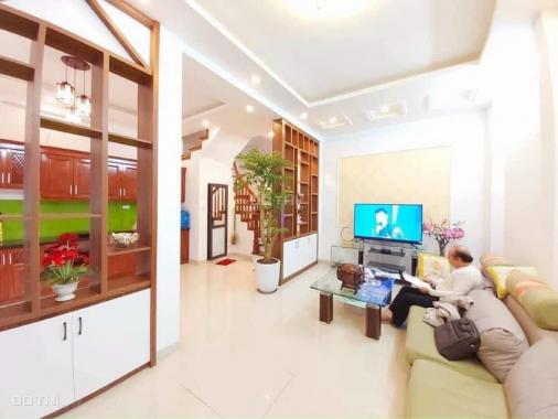 Siêu hot nhà ngõ phố Hoàng Mai 176m2x10T, giá 28.6 tỷ, MT khủng, KD lớn, ô tô vào