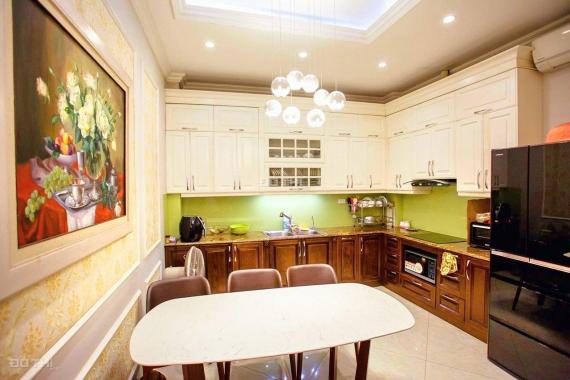 Bán nhà mặt phố Thái Hà - vỉa hè đá bóng - kinh doanh sầm uất khu vip - siêu hiếm