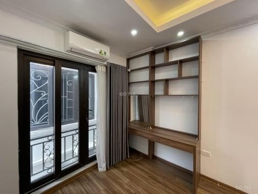 Nhà mới phố Đào Tấn, Liễu Giai, Ba Đình; DT 35m2x6T giá 4,3 tỷ