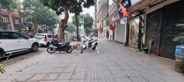 Chính chủ cần bán mặt phố Nguyễn Chí Thanh, kinh doanh, vỉa hè, 39m2 x 5T, LH 0373451551