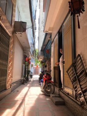 Nhà phố căn góc quận Thanh Xuân, giá tốt chỉ hơn 2, X tỷ