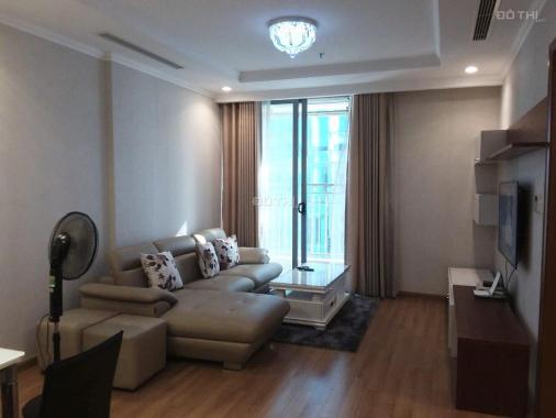 Cần tìm khách thuê vào căn hộ Vinhomes Nguyễn Chí Thanh, 2 ngủ, đủ đồ, 86m2. LH 0932438182