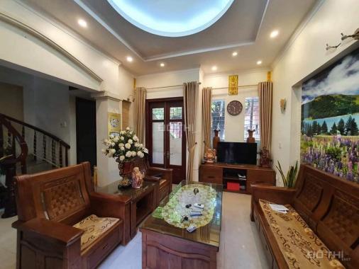 Bán nhà đẹp phố Tô Vĩnh Diện, Thanh Xuân 80m2, 5.5m MT giá 6.4 tỷ. LH 0912888529