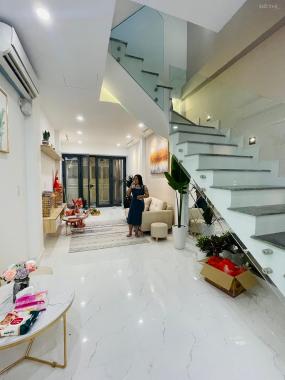 Bán nhà Kim Mã, nhà thiết kế smart home 39m2 5,45 tỷ