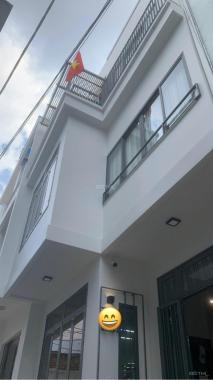 Bán nhà 3 tầng mới đẹp Đ. Nguyễn Kiệm, PN - 45m2 - Ngang 7m - sổ nở hậu - chỉ: 7,59 tỷ