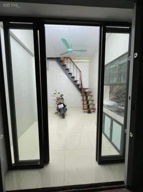 Bán nhà Hồng Mai, Hai Bà Trưng 20m2 x 2T có sổ riêng giá 1,55 tỷ