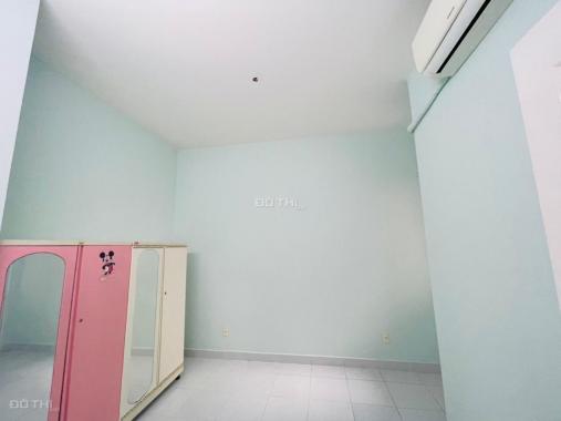 Cần bán gấp căn hộ Lê Thành block B, DT 71m2, 2 phòng ngủ