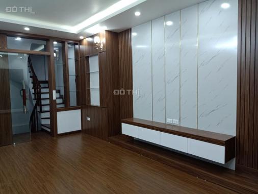 Nhà ngõ phố Đường Bưởi, Ba Đình: 36m2, 5 tầng, MT 4m. Giá: 5,7 tỷ