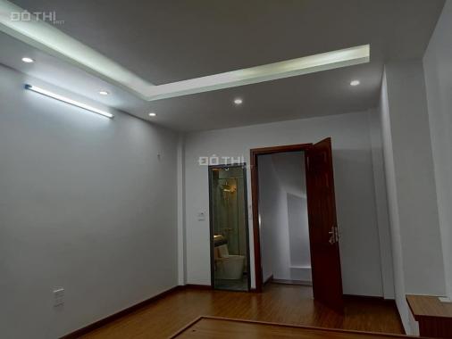 Nhà ngõ phố Đường Bưởi, Ba Đình: 36m2, 5 tầng, MT 4m. Giá: 5,7 tỷ