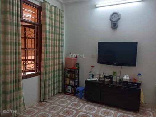 Nhà ngõ chợ Khâm Thiên, 32m2, 5 tầng, nhà đẹp, ở ngay, giá 3.3 tỷ