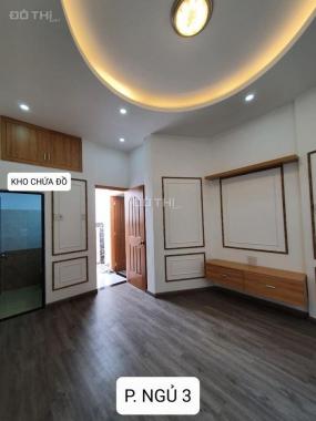 Chỉ 4.5 tỷ nhà Bùi Đình Túy 38m2 2 tầng, thiết kế hiện đại, hiếm có, ở ngay