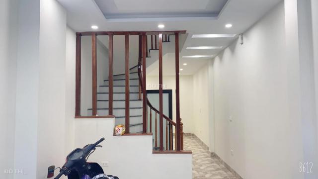 Bán nhà đẹp ở ngay Phú Diễn ô tô đỗ cửa, 38m2, 4 tầng - 2,7 tỷ