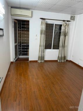 Bán căn hộ chung cư tại phường Giảng Võ, Ba Đình, Hà Nội diện tích 60m2 giá 2.05 tỷ