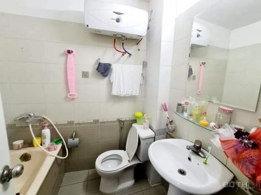 Mặt phố Hàng Chiếu sầm uất gần chợ Đồng Xuân 56m2x4T chỉ 28.68 tỷ. LH 0989.62.6116