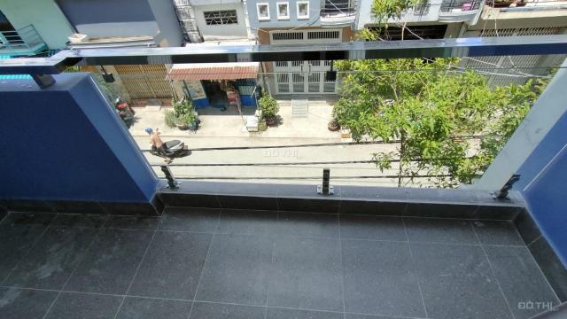 Nhà mặt tiền đường ô tô 6m, 4x15m, 3 lầu, 4 phòng ngủ, đường Phú Định, Quận 8, giáp Q6
