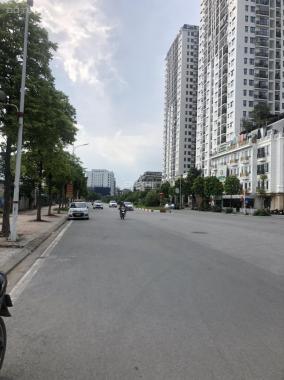 Bán đất mặt phố Hồng Tiến siêu đẹp, KD, DT 430m2, MT 15 m, giá chỉ 140 tỷ
