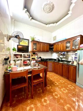 Nhà hiếm có bán Hoàng Văn Thái, Thanh Xuân, DT 46m2 x 4 tầng giá chỉ 5.6 tỷ