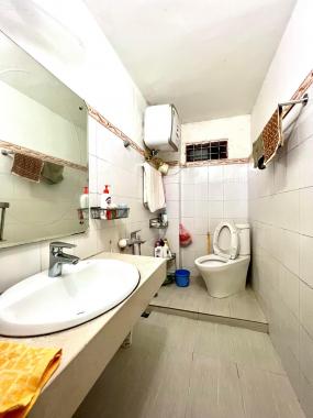 Nhà hiếm có bán Hoàng Văn Thái, Thanh Xuân, DT 46m2 x 4 tầng giá chỉ 5.6 tỷ