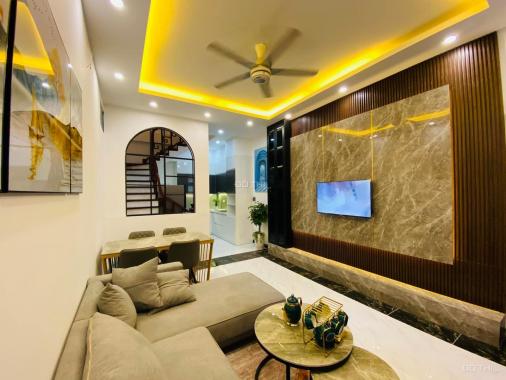 Bán nhà phố Lê Lợi, Hà Đông, ô tô tránh, tặng full nội thất mới, kinh doanh đỉnh giá nhỉnh 6 tỷ