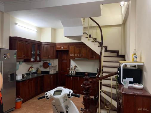 Bán nhanh nhà ngõ 13 Dốc Tam Đa, giá 5.5 tỷ 50m2x4T, ngõ thông