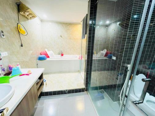 Bán nhà chung cư GoldMark City 136 Hồ Tùng Mậu - 114m2 - 2 ngủ - 2WC - 2 ban công - Nhỉnh 4 tỷ