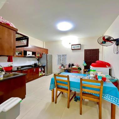 Bán nhà Khúc Thừa Dụ 20m ra mặt phố DT 48m2 Mt 4m chỉ nhỉnh 7. X tỷ. Sát vách CV Cầu Giấy