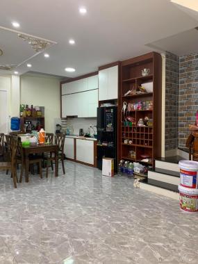Cực hot nhà đẹp ngõ 12 Nghĩa Dũng, giá 5,6 tỷ, 55m2 x 5T, ở luôn ảnh thật