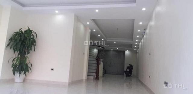 Cho thuê nhà mới Võ Chí Công 50m2 x 4,5T, oto đỗ cửa, ở làm VP, bán hàng online