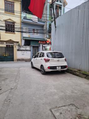 Ô tô đỗ cửa, gần phố Trung Văn, Nam Từ Liêm giá nhỉnh 3 tỷ
