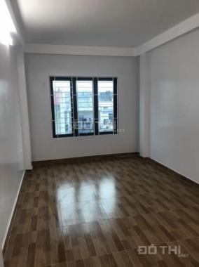 Đường Trần Phú, Văn Quán, bán nhà 32m2 x 5T x 3PN. LH: 0982693883