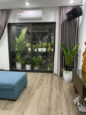 Bán nhà đẹp tại Ngọc Lâm 50 m2 ngõ ô tô vào nhà, an sinh, giá 6,85 tỷ