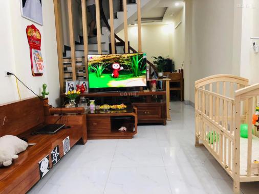 Bán nhà đẹp ở ngay Xuân Phương, ô tô đỗ cổng, 32m2, 5 tầng - 3,1 tỷ