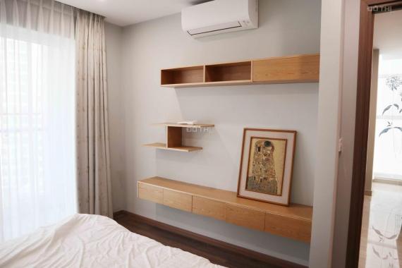 Cho thuê căn hộ chung cư tòa P2 tầng trung thoáng đẹp, 145m2, 3 ngủ, 2 wc, đủ đồ, giá thuê 25 tr/th