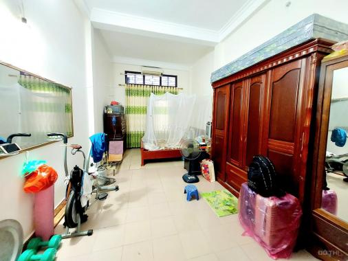 Bán nhà Vương Thừa Vũ, Thanh Xuân, nhà đẹp, vị trí đẹp. DT 56 m2 x 4 tầng, giá 6.5 tỷ
