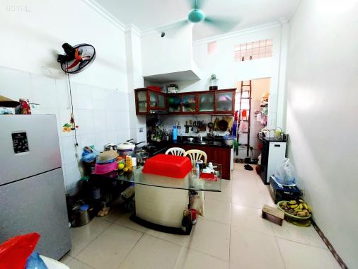 Bán nhà Vương Thừa Vũ, Thanh Xuân, nhà đẹp, vị trí đẹp. DT 56 m2 x 4 tầng, giá 6.5 tỷ